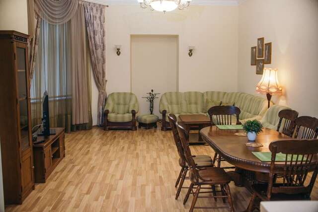 Апартаменты Big Dining Room Apartment Львов-10